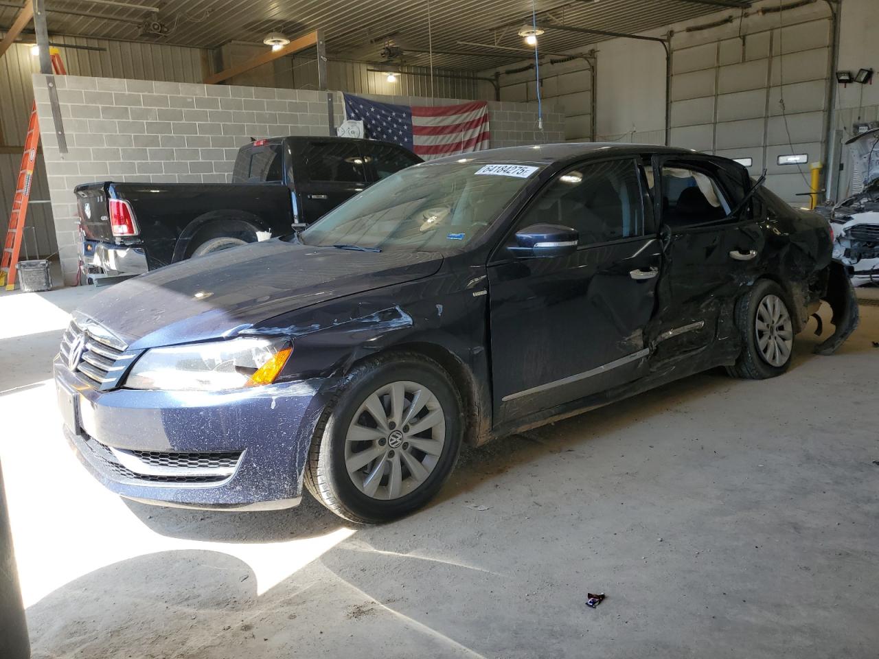 VOLKSWAGEN PASSAT S