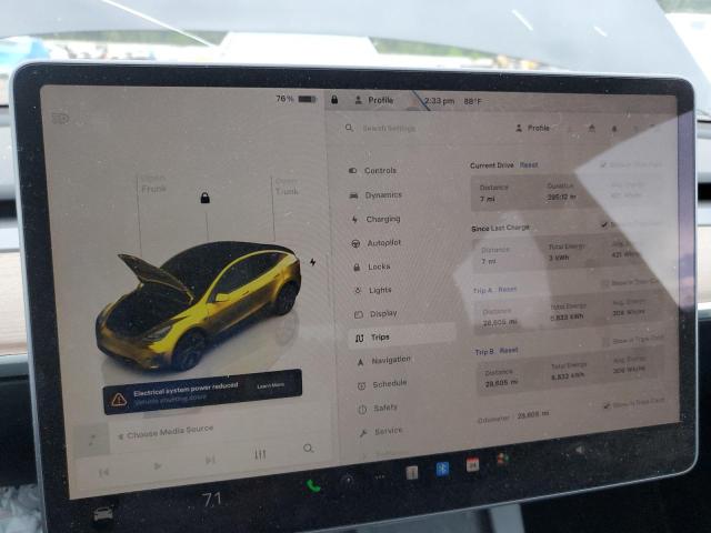 2024 TESLA MODEL Y 7SAYGDED4RF122556