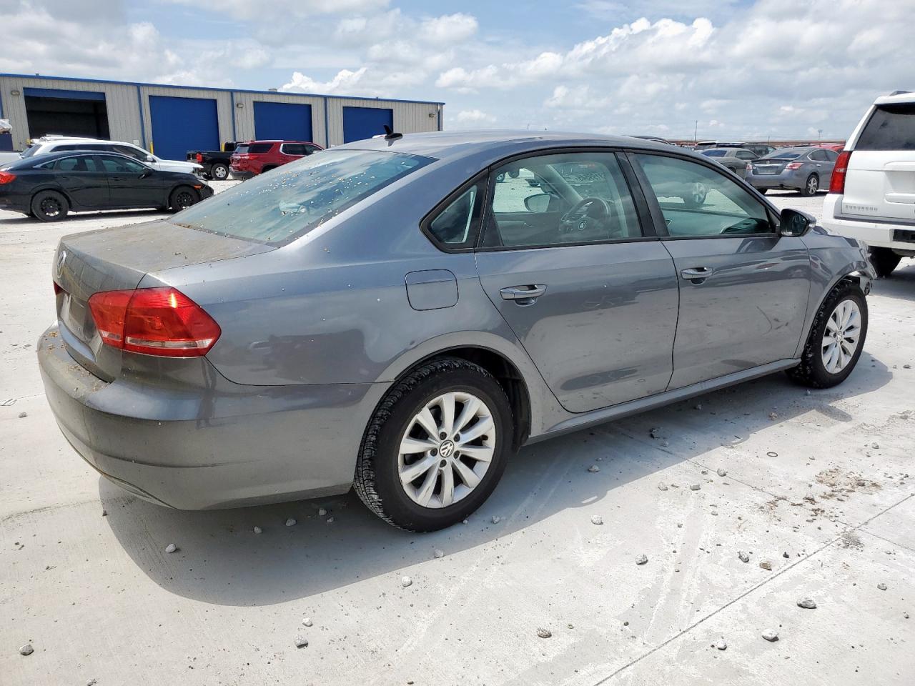 Volkswagen Passat s 2012