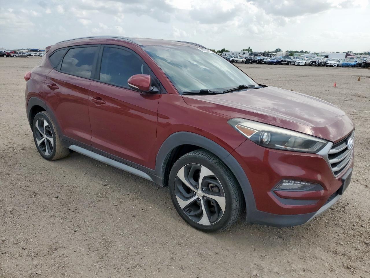 HYUNDAI TUCSON SPORT