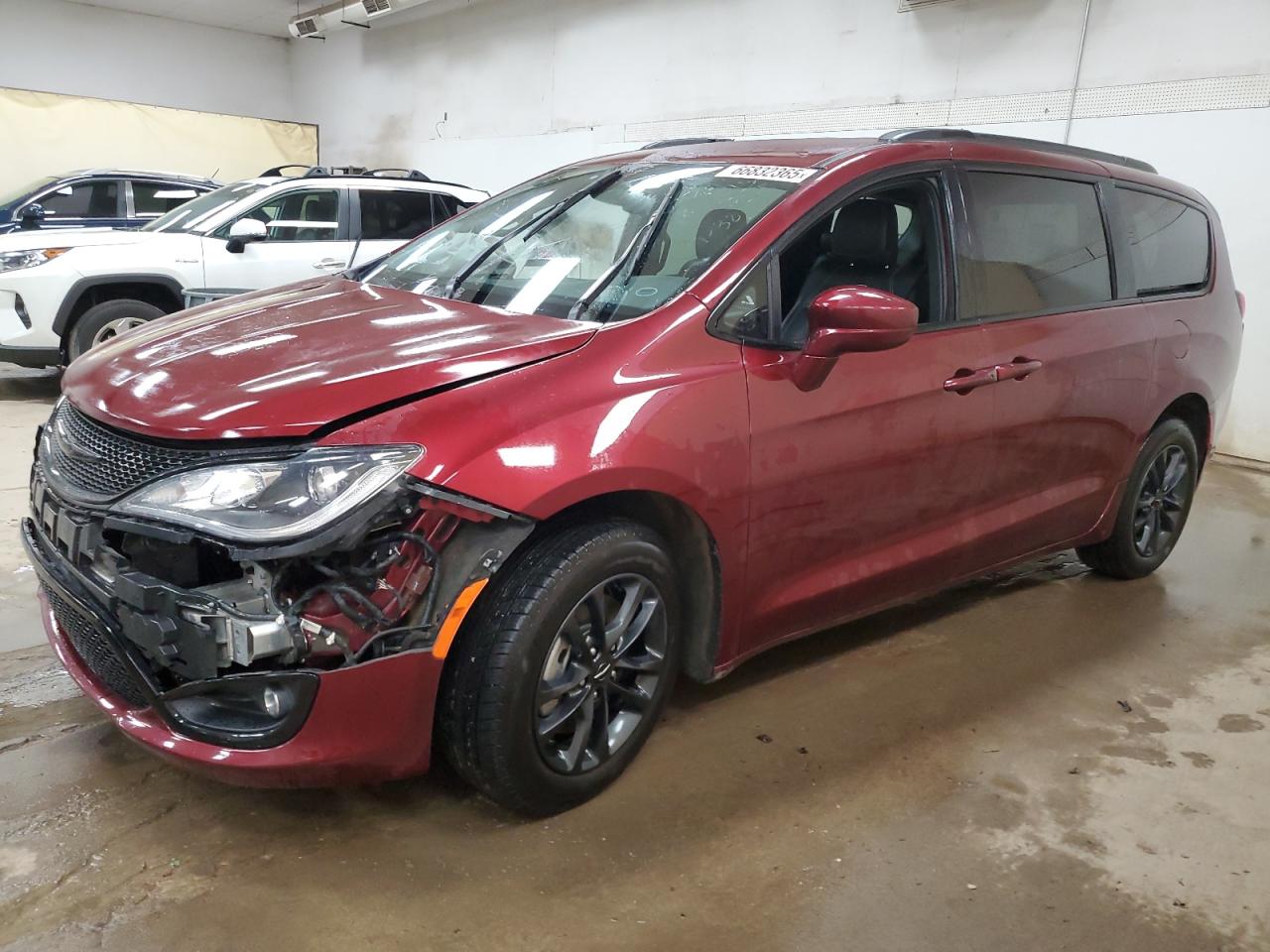 CHRYSLER PACIFICA TOURING L