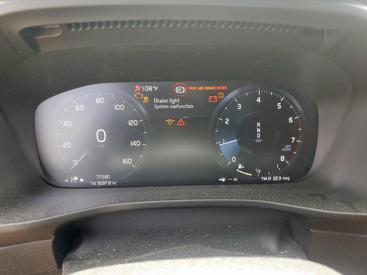 VOLVO XC40 T5 MOMENTUM