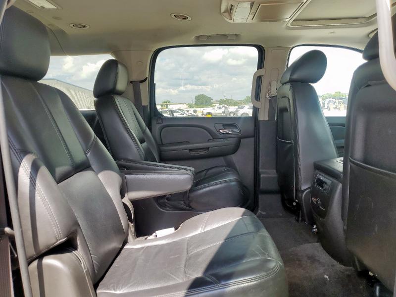 2011 CHEVROLET SUBURBAN K #3274869143