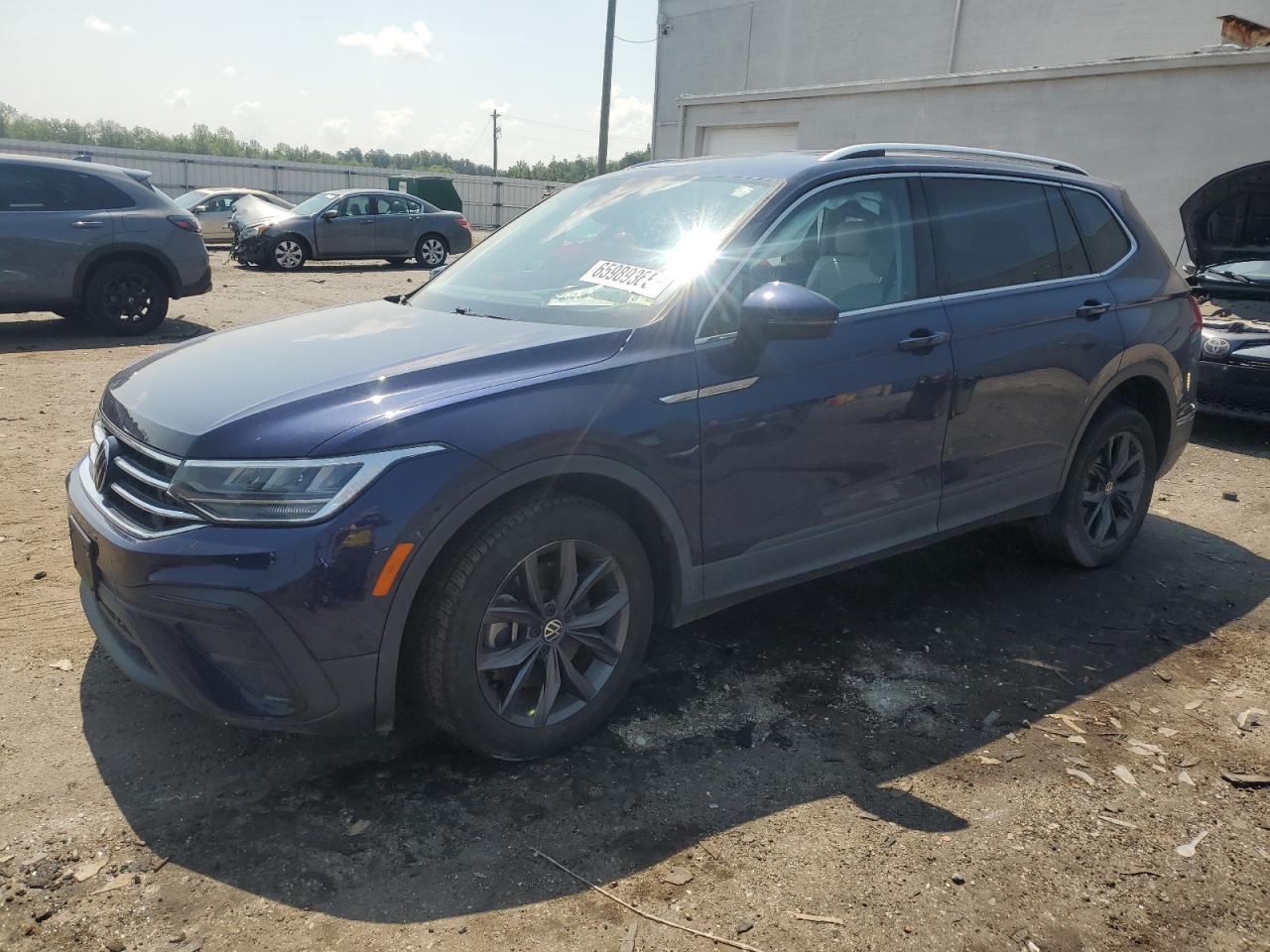 VOLKSWAGEN TIGUAN SE