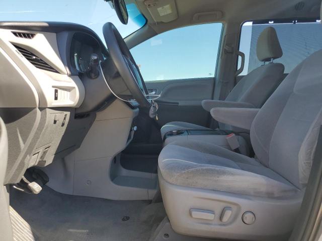 2017 TOYOTA SIENNA LE 5TDKZ3DC0HS815828