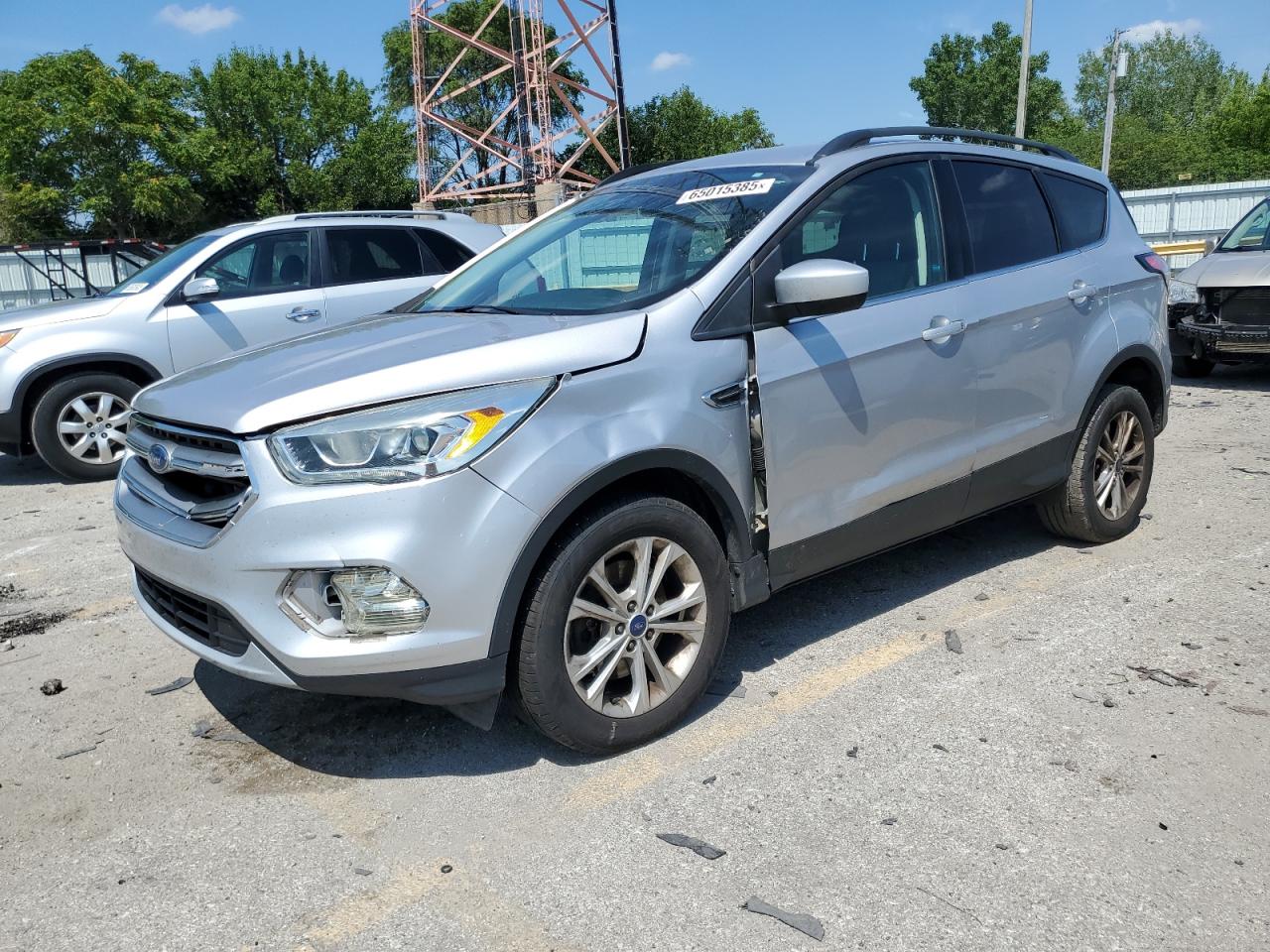 FORD ESCAPE SE