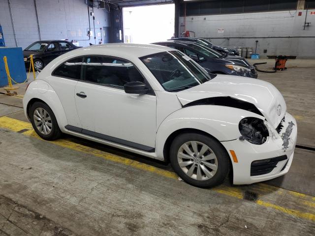 2018 VOLKSWAGEN BEETLE S 3VWFD7AT0JM721186