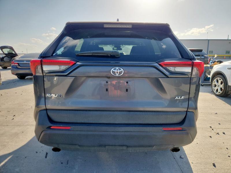 2021 TOYOTA RAV4 XLE - 2T3W1RFV1MC114140