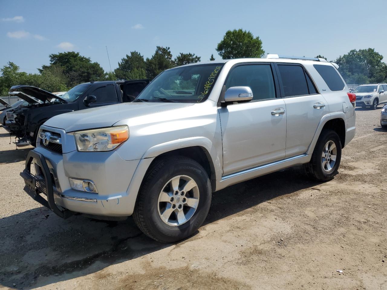 TOYOTA 4RUNNER SR5
