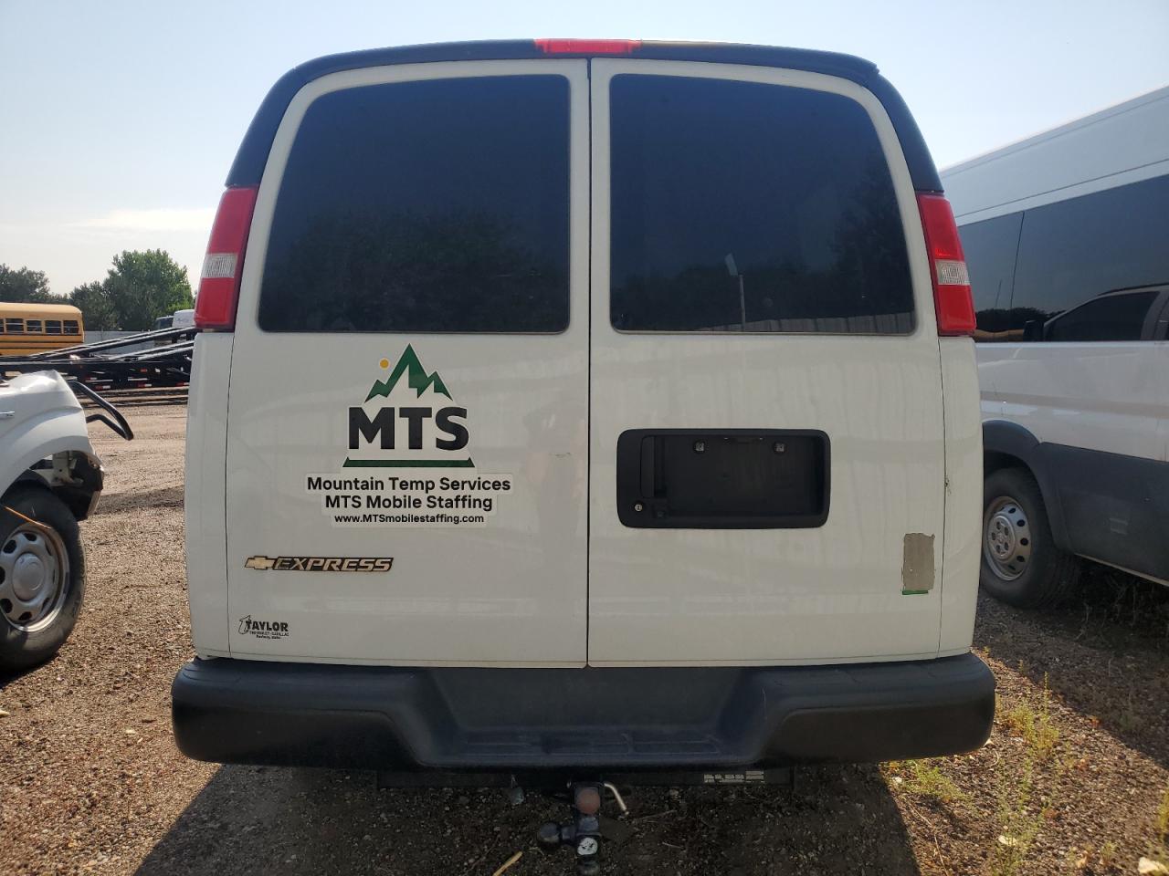 CHEVROLET EXPRESS LS