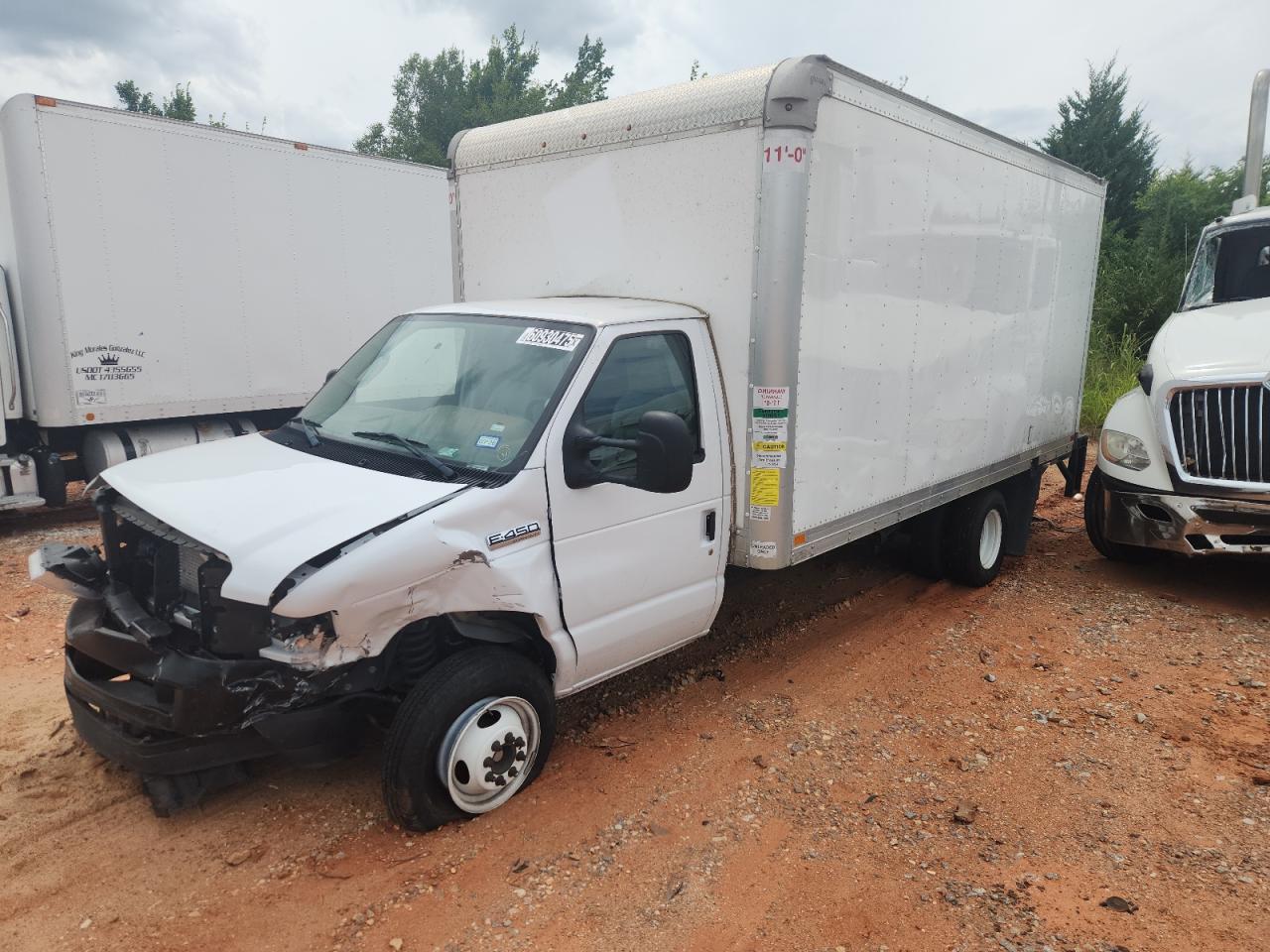 FORD ECONOLINE E450 SUPER DUTY CUTAWAY VAN