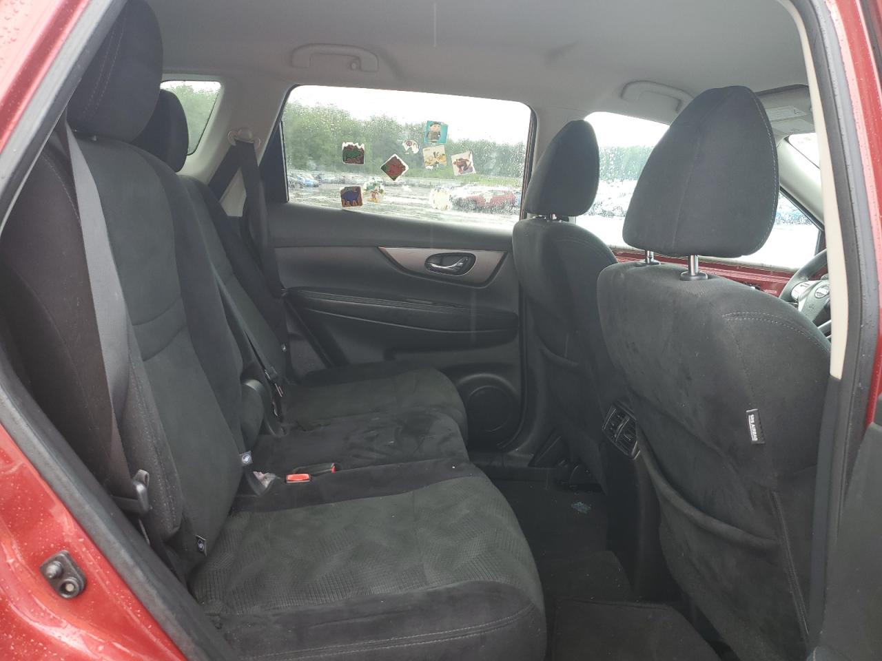 Nissan Rogue s 2016