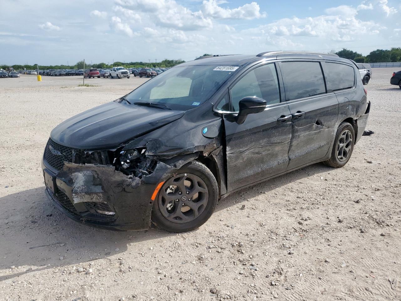 CHRYSLER PACIFICA HYBRID SELECT