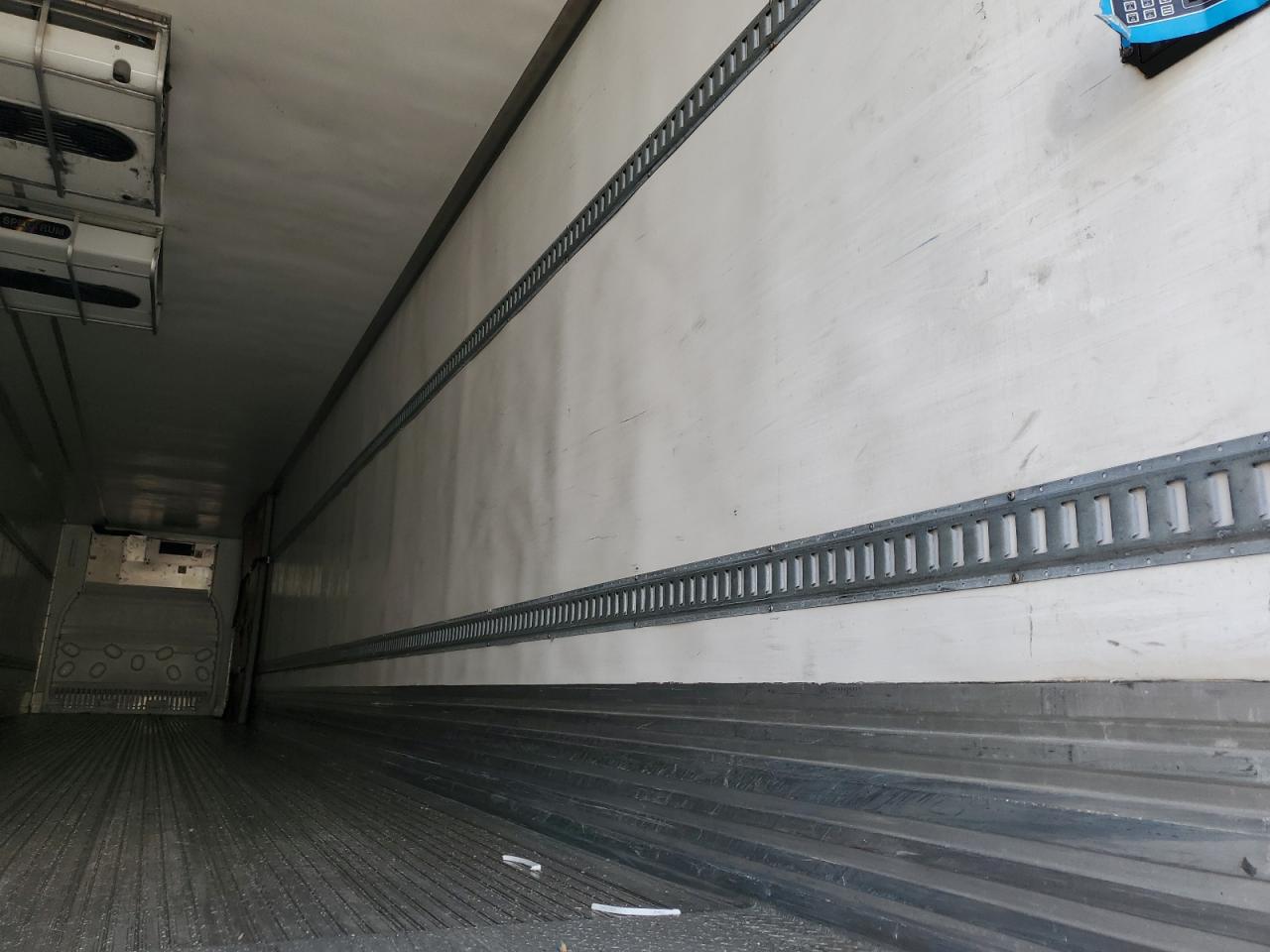 Lot #3206346125 2011 UTILITY VS2RA