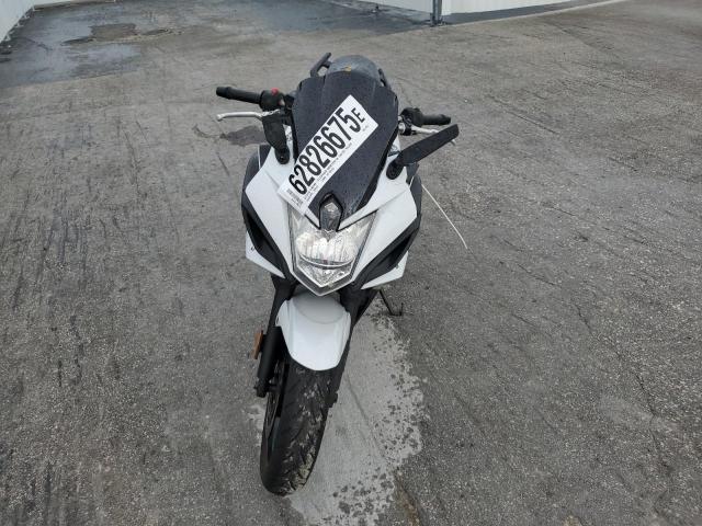 2013 YAMAHA FZ6 R JYARJ18E2DA012477