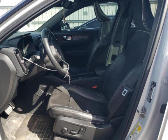 2021 VOLVO XC40 T5 R- YV4162UM3M2502391