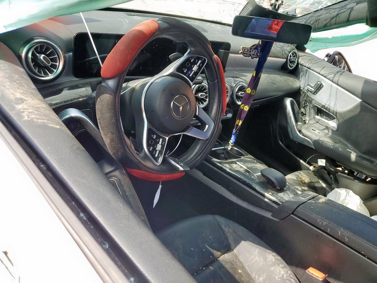 MERCEDES-BENZ A-CLASS 220