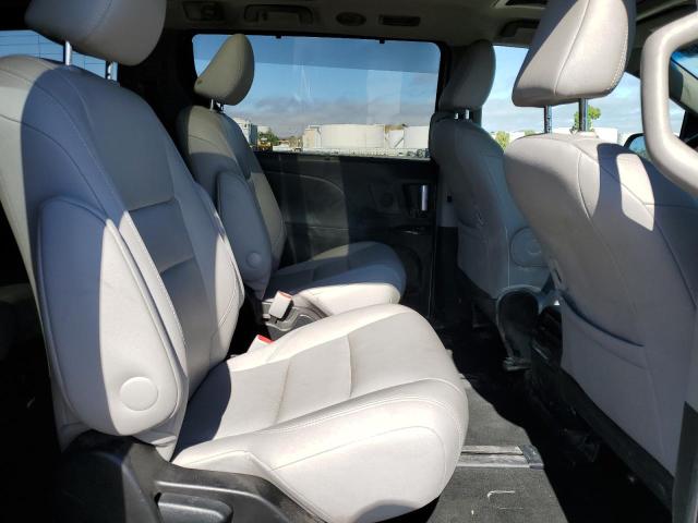 2017 TOYOTA SIENNA XLE 5TDDZ3DC4HS155642