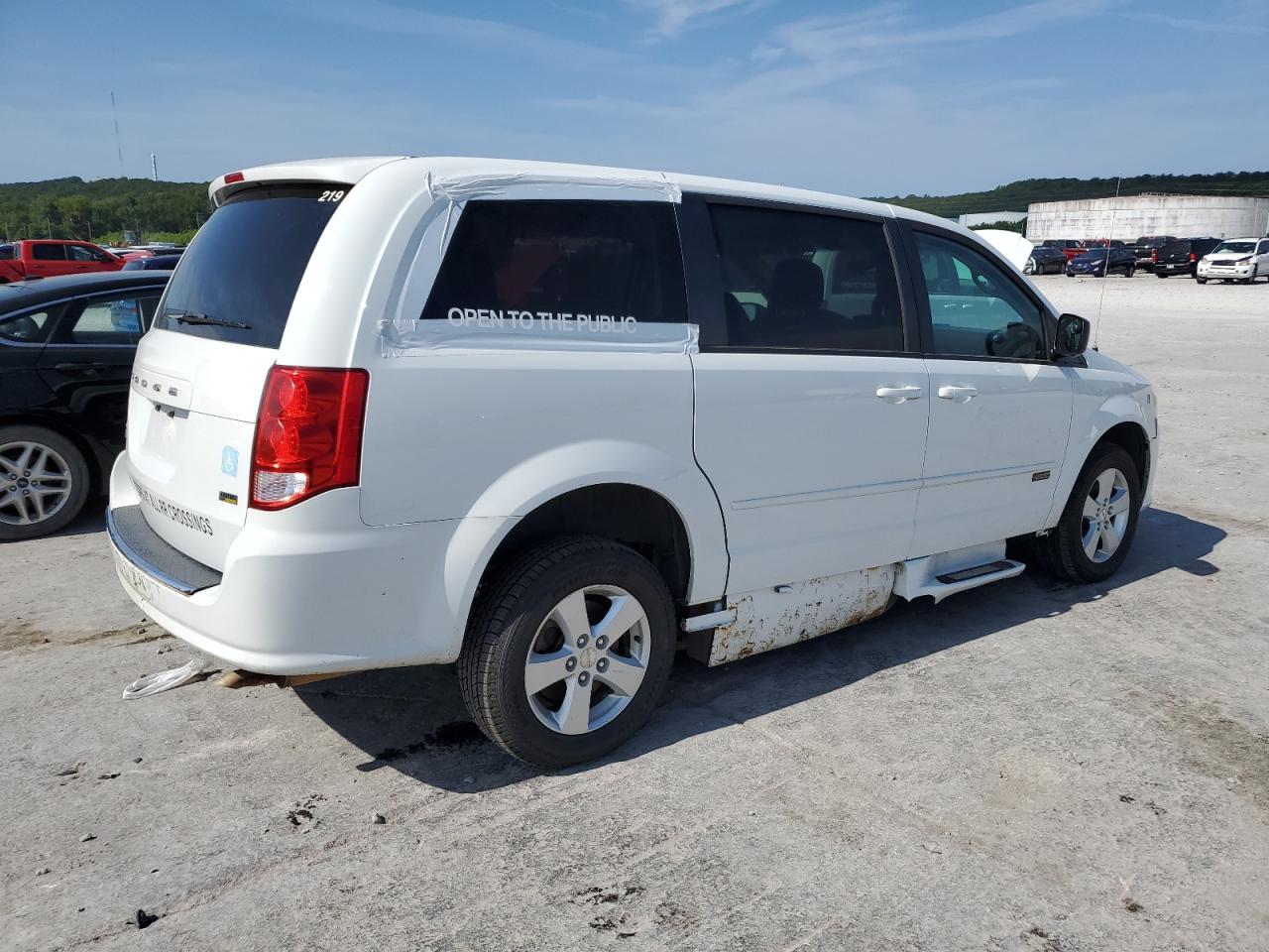 DODGE GRAND CARAVAN SE