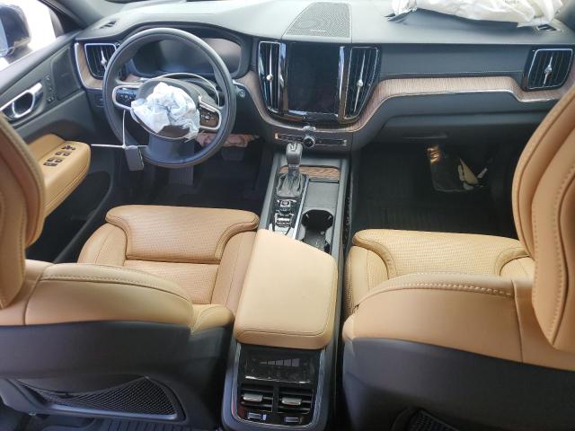 2021 VOLVO XC60 T5 IN YV4102DL8M1875831
