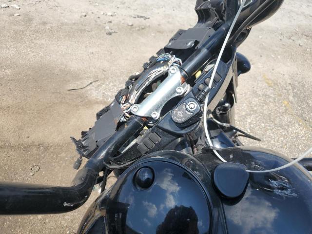 2018 HARLEY-DAVIDSON FLHXS STRE 1HD1KRC16JB672334
