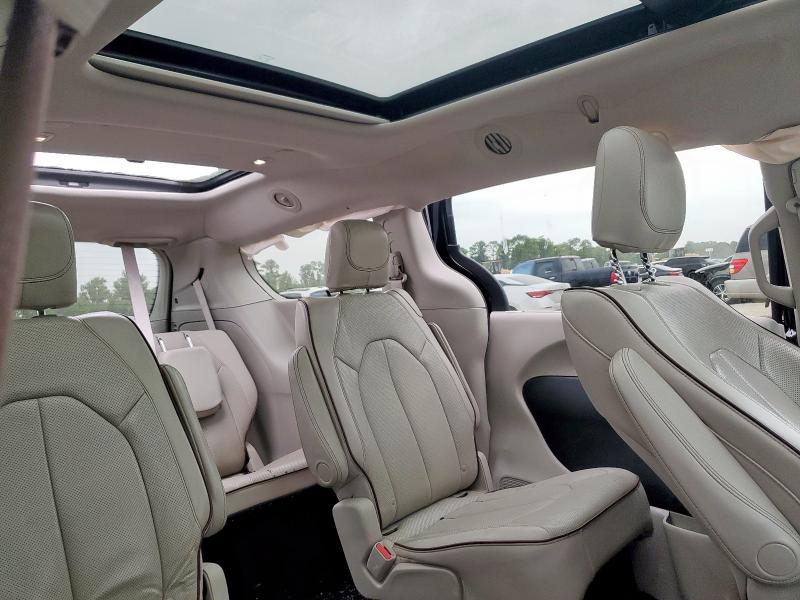 2018 CHRYSLER PACIFICA L - 2C4RC1GG9JR108759