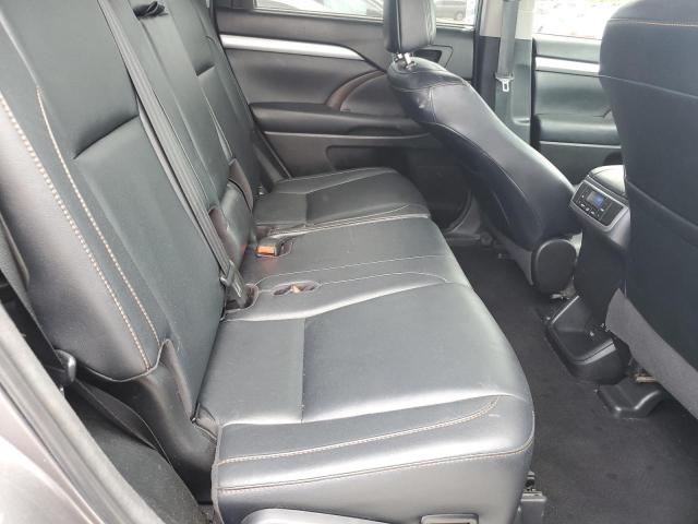 2018 TOYOTA HIGHLANDER 5TDJZRFH1JS542508