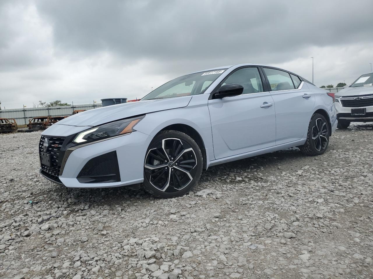 NISSAN ALTIMA SR