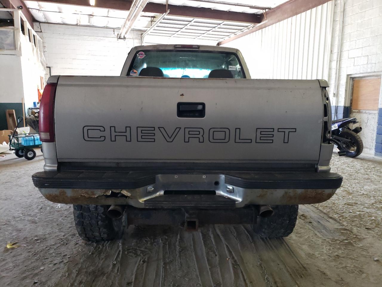 Lot #3305375308 2000 CHEVROLET C/K 2500 S