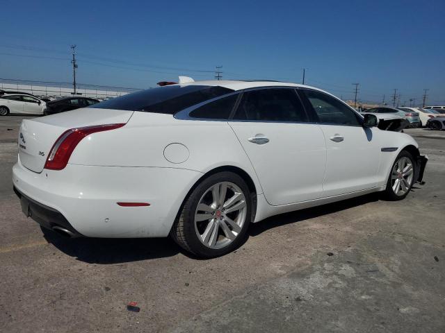 2016 JAGUAR XJL PORTFO SAJWA2G73G8W02782