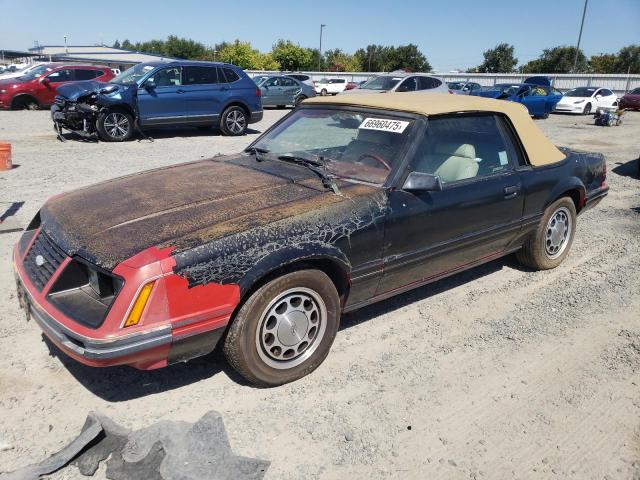 FORD MUSTANG