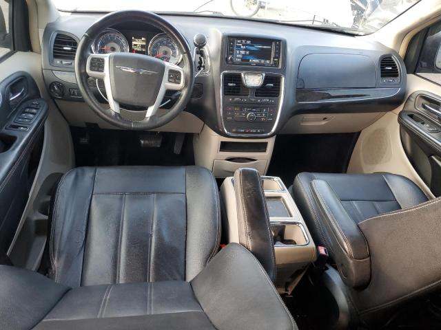 2015 CHRYSLER TOWN & COU 2C4RC1BG9FR752132