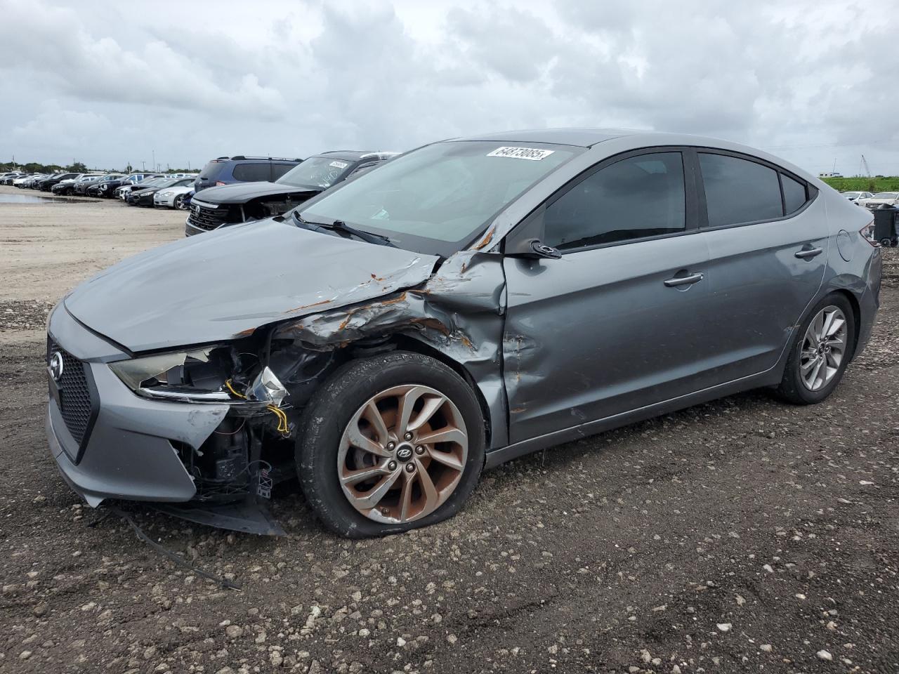 HYUNDAI ELANTRA SE