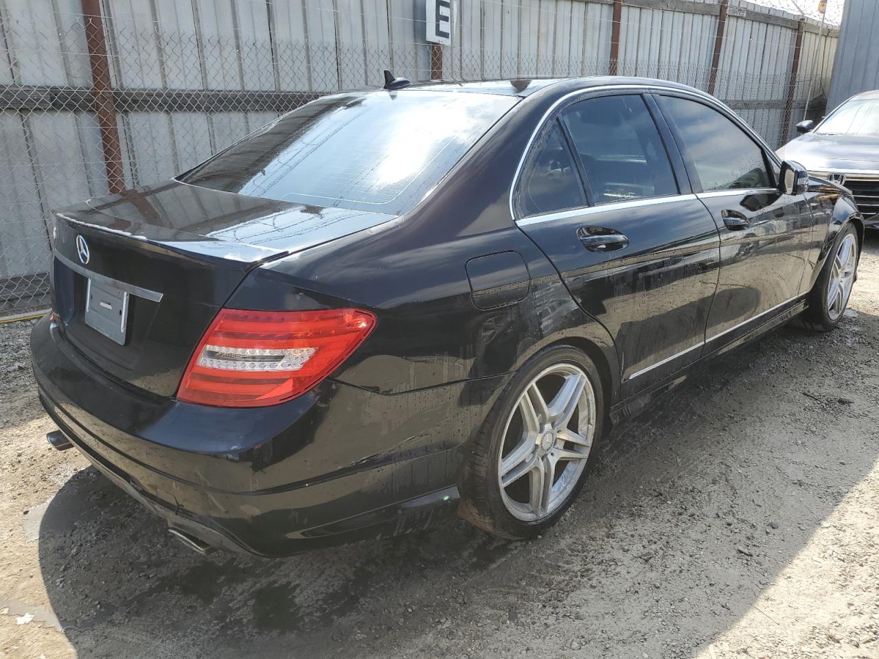 MERCEDES-BENZ C-CLASS 250