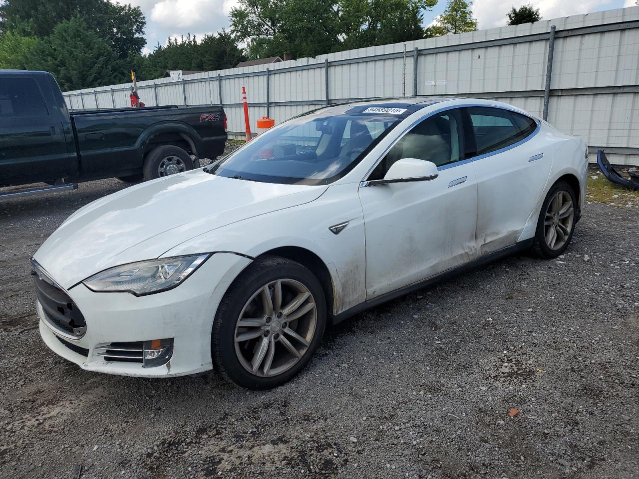 TESLA MODEL S