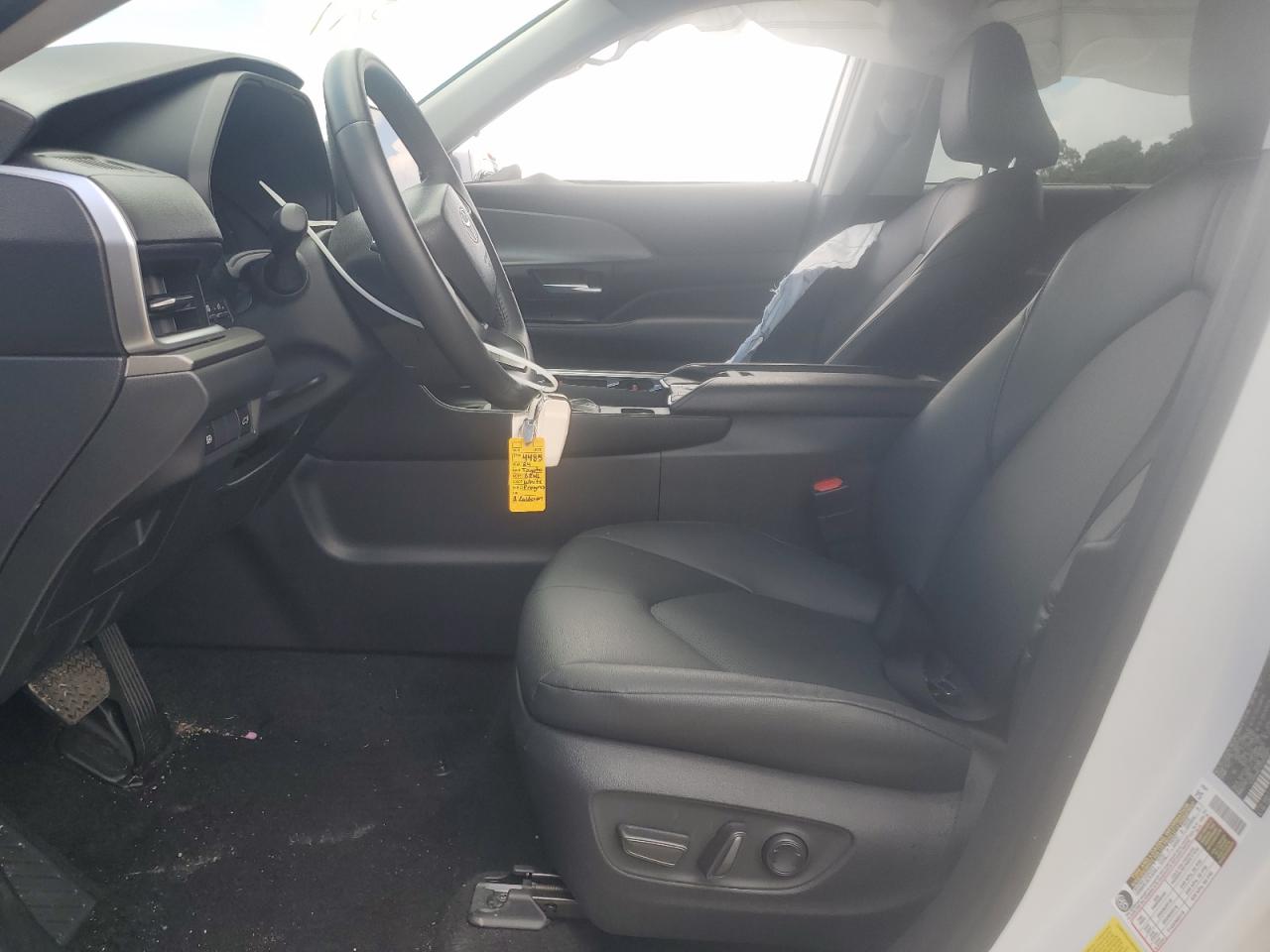 TOYOTA HIGHLANDER XLE