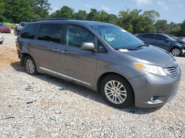 2017 TOYOTA SIENNA XLE 5TDYZ3DC7HS816145