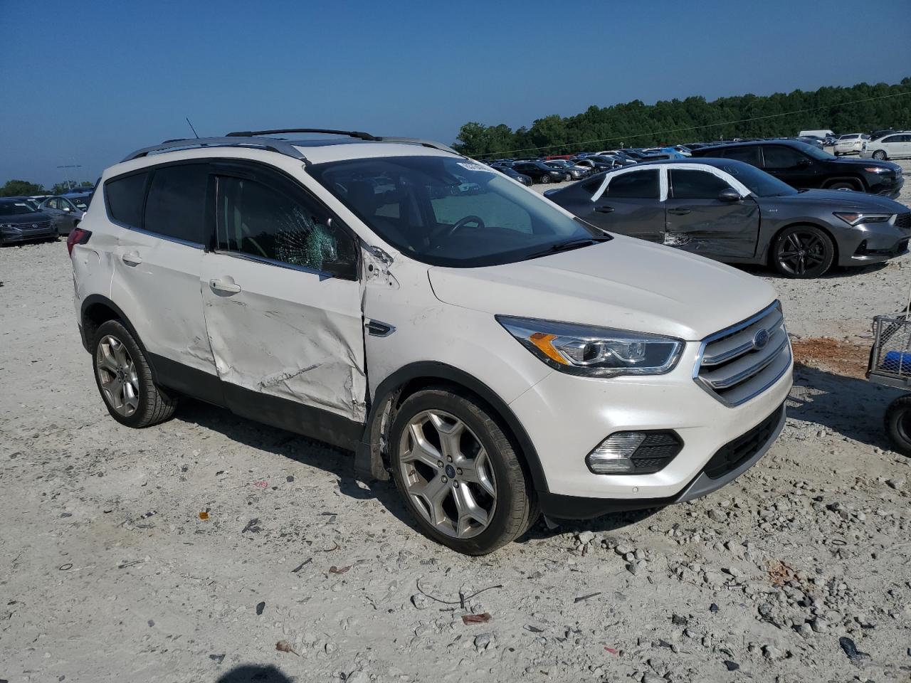FORD ESCAPE TITANIUM