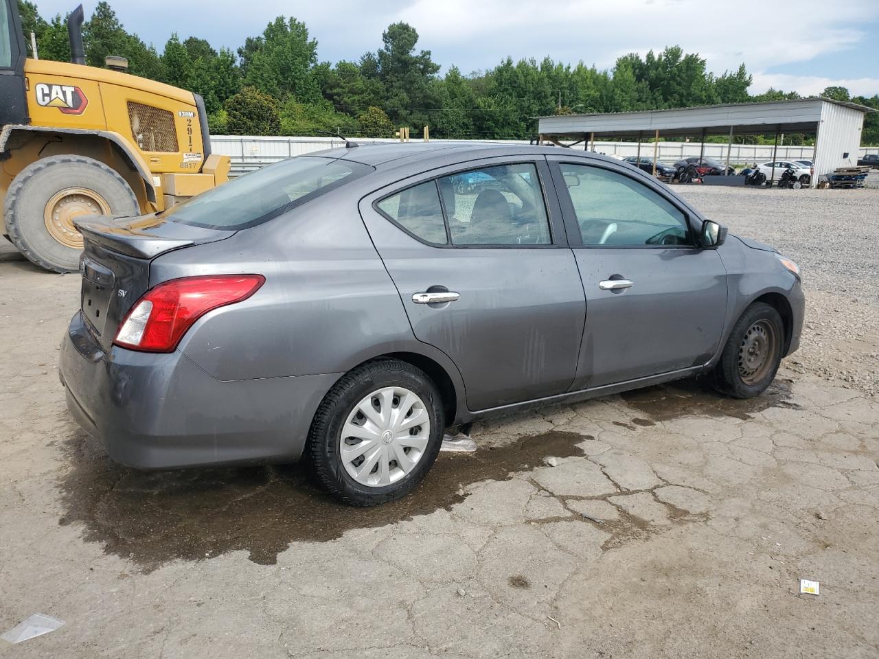 NISSAN VERSA S