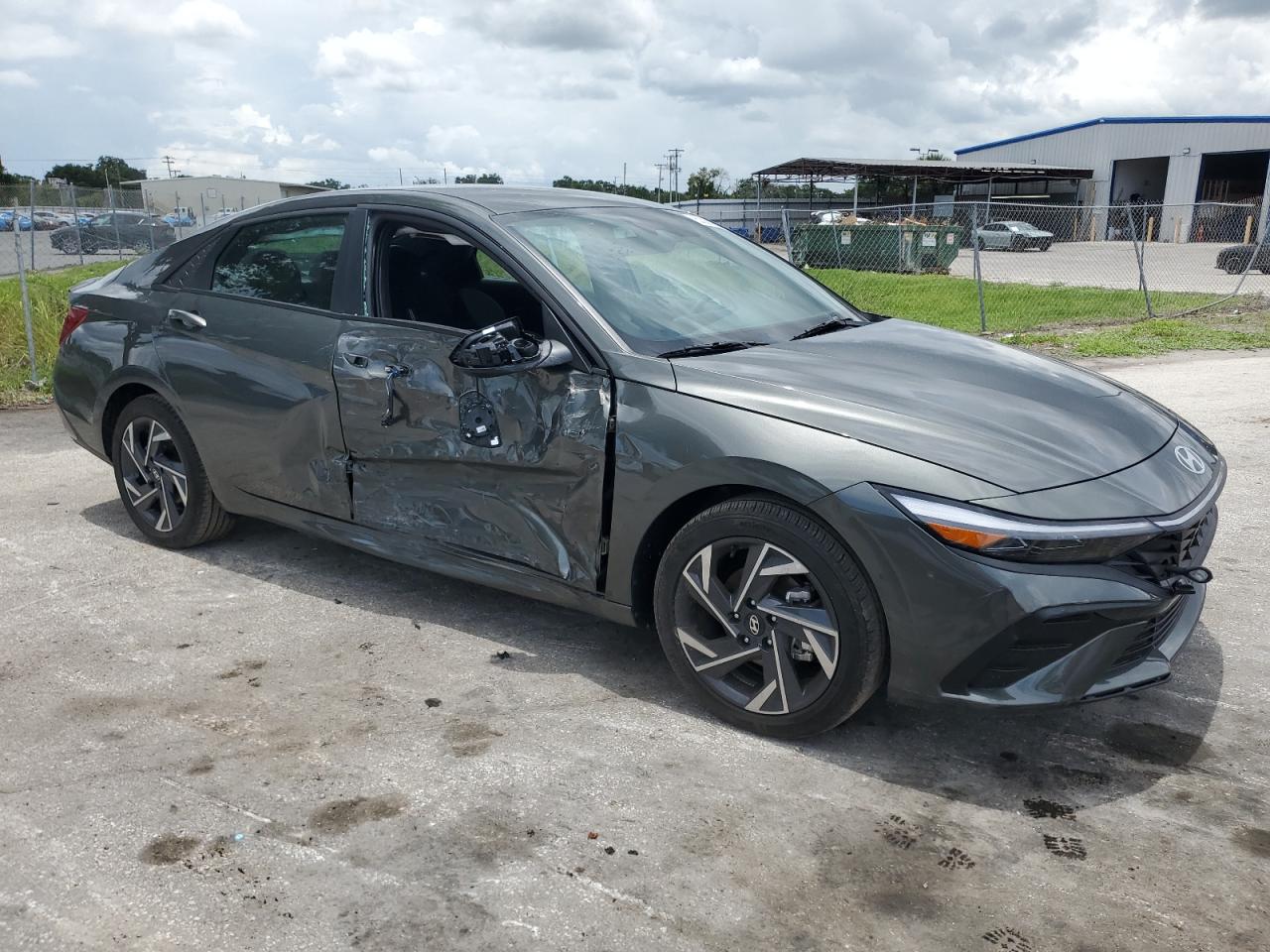 Hyundai Elantra se 2025