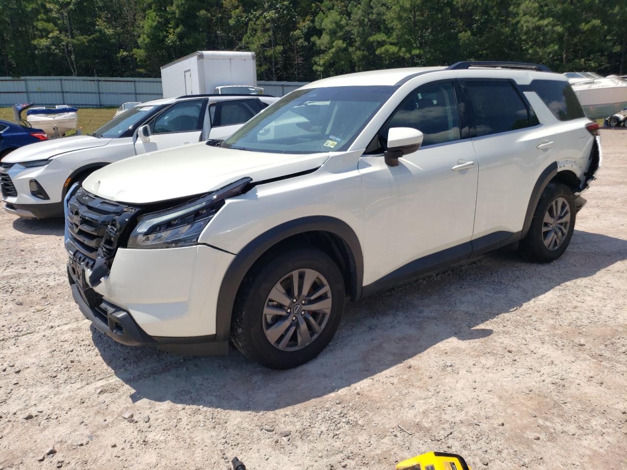 NISSAN PATHFINDER SV