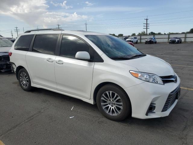 2018 TOYOTA SIENNA XLE 5TDYZ3DC7JS907308
