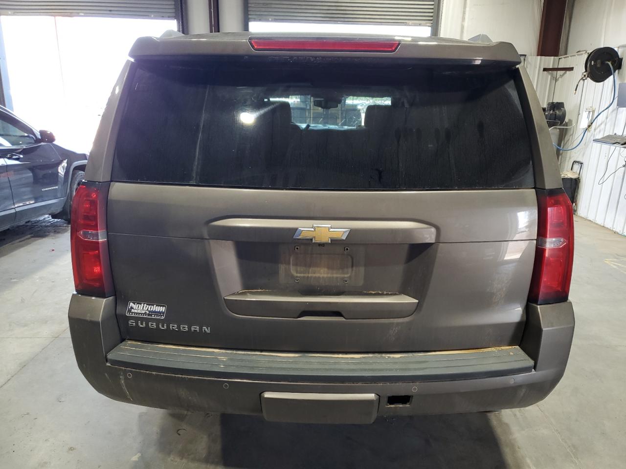 CHEVROLET SUBURBAN K1500 LT