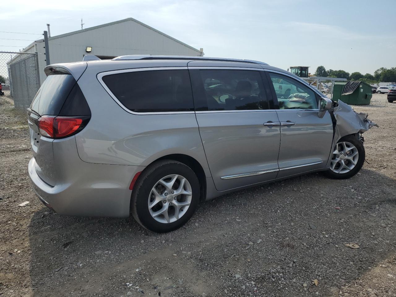 CHRYSLER PACIFICA TOURING L PLUS