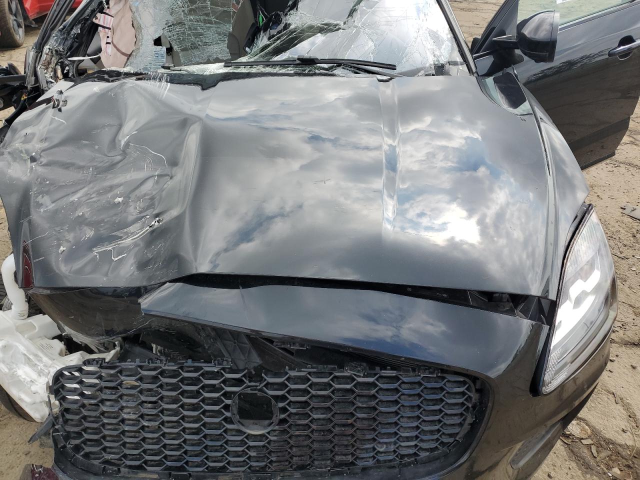 JAGUAR E-TYPE R-DYNAMIC S