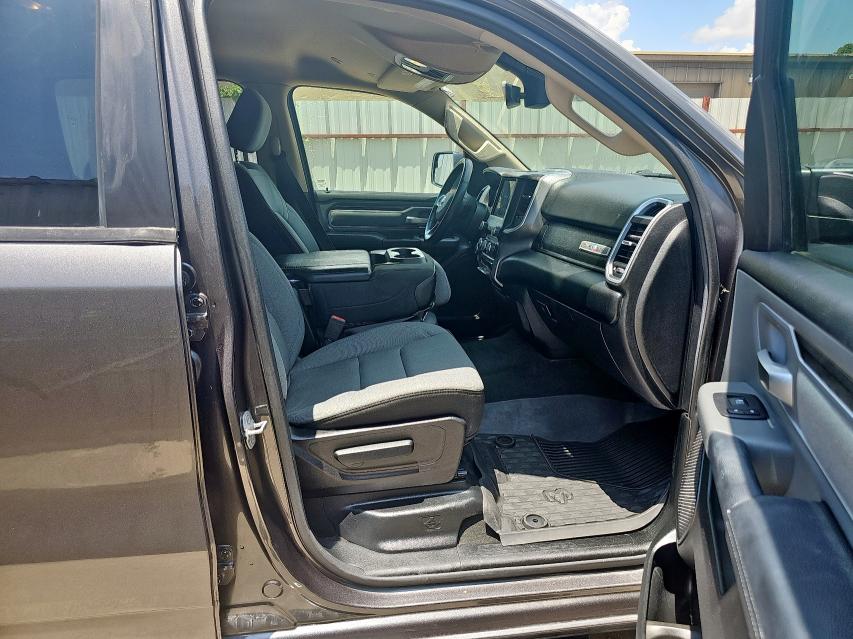 2020 RAM 1500 BIG H 1C6RREFT3LN117968