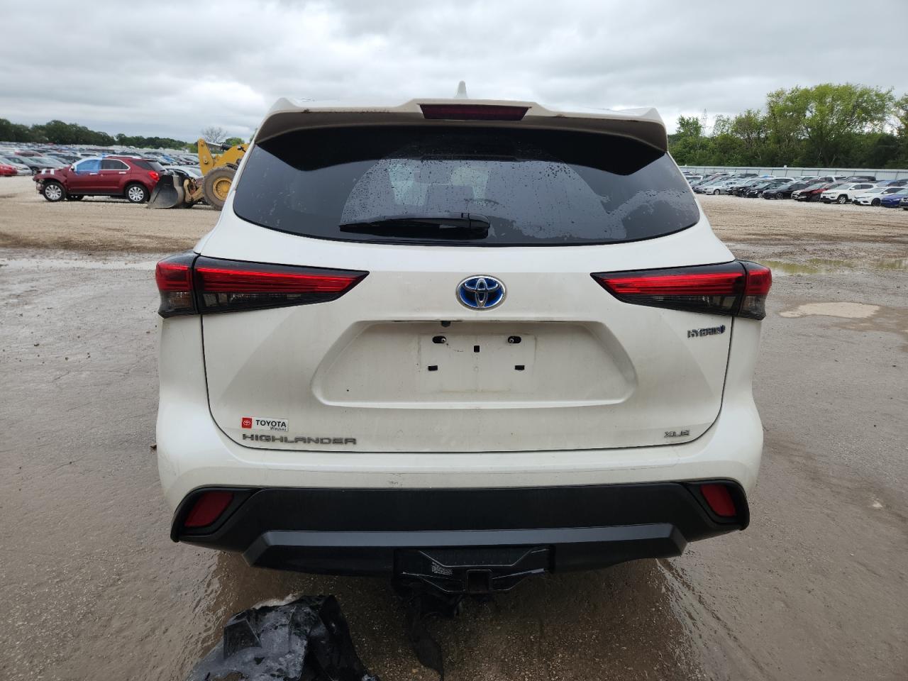 TOYOTA HIGHLANDER HYBRID XLE