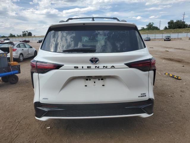 2022 TOYOTA SIENNA XSE 5TDXSKFC6NS059824
