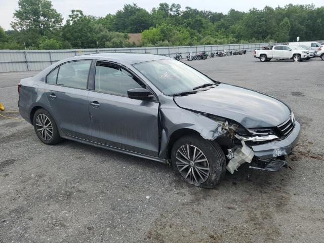 2018 VOLKSWAGEN JETTA SE 3VWDB7AJ0JM255304