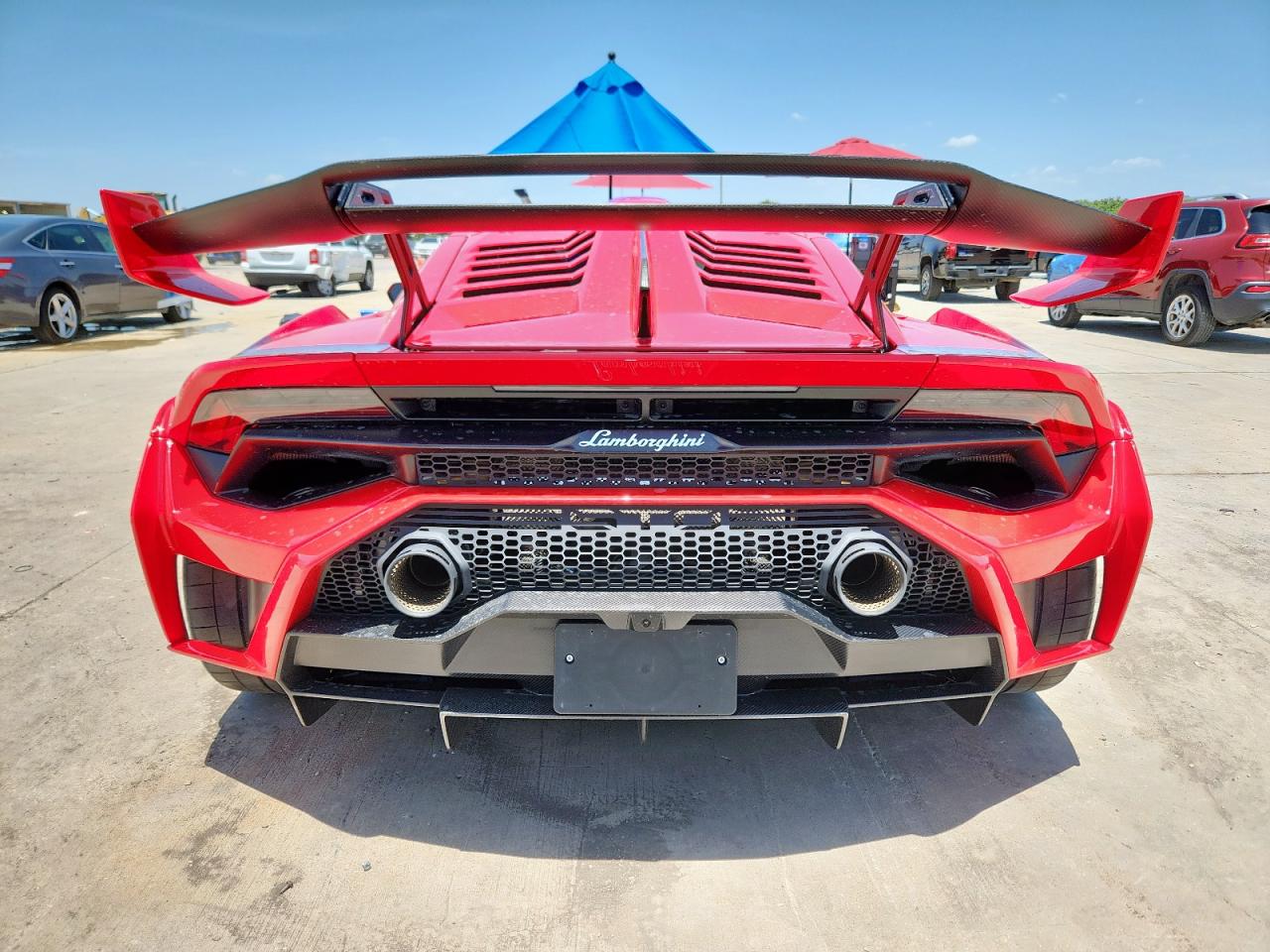 LAMBORGHINI HURACAN STO